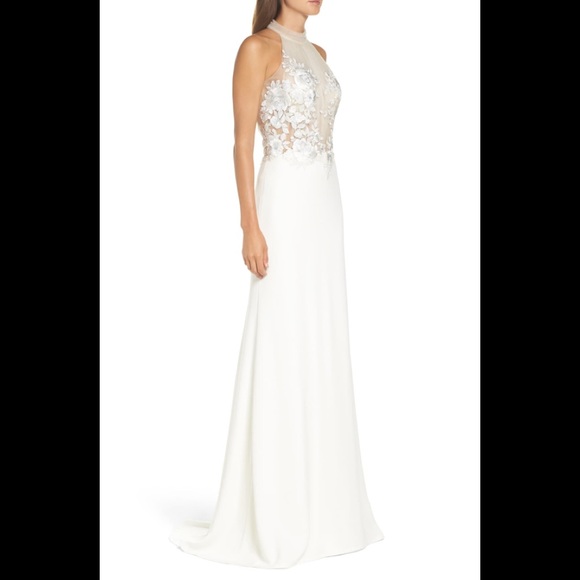 Tadashi shoji dianna embroidered trumpet gown - Picture 3 of 8